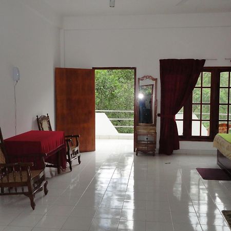White Elephant Hotel Maskeliya Chambre photo