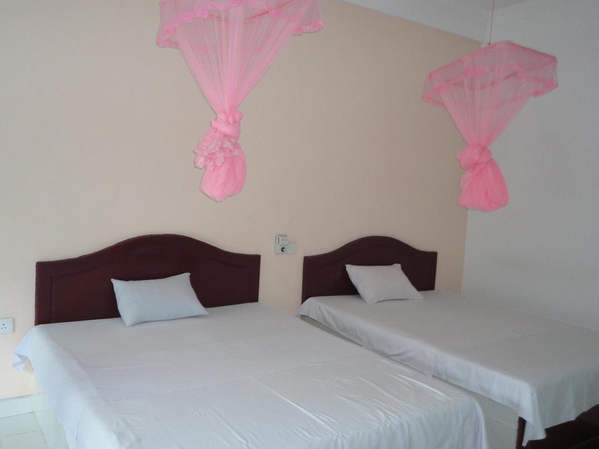 White Elephant Hotel Maskeliya Chambre photo