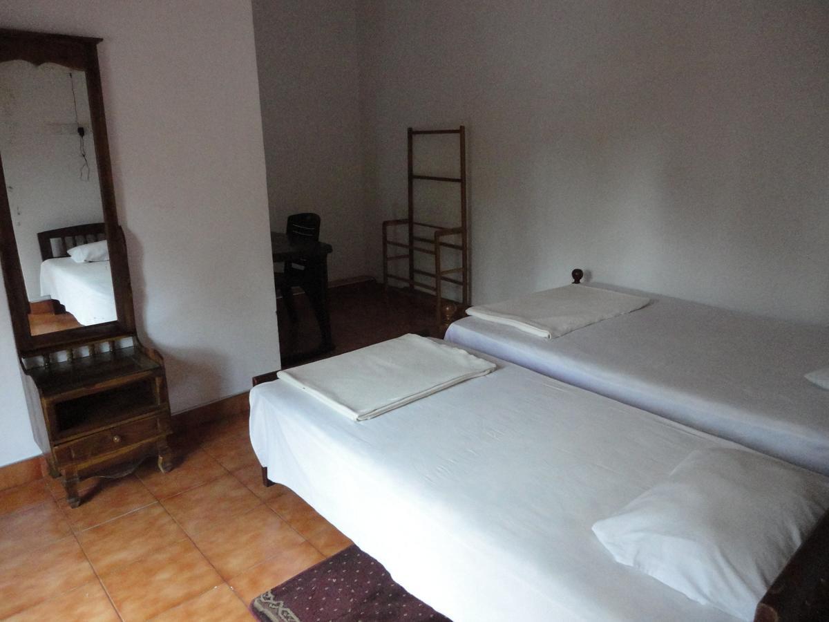 White Elephant Hotel Maskeliya Chambre photo